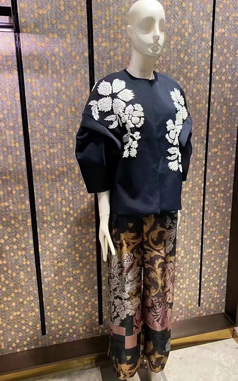 Haute Couture 3D Flower Silk B - Womens Blazer 评论和价格