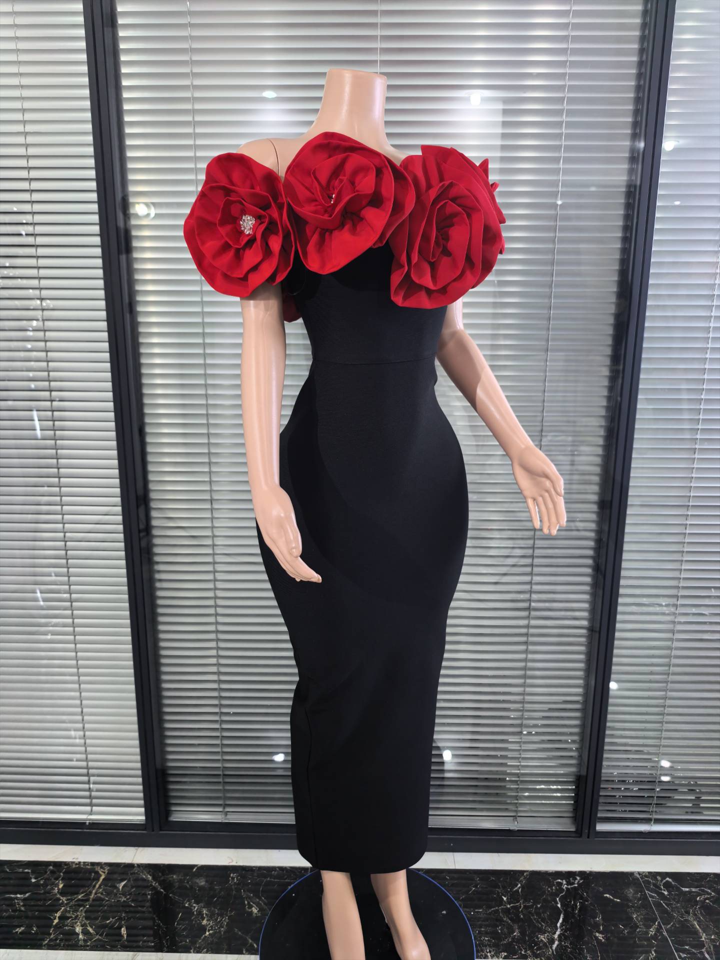 Red White Women Sexy Strapless - Women'S Red Formal Wear 评论和价格